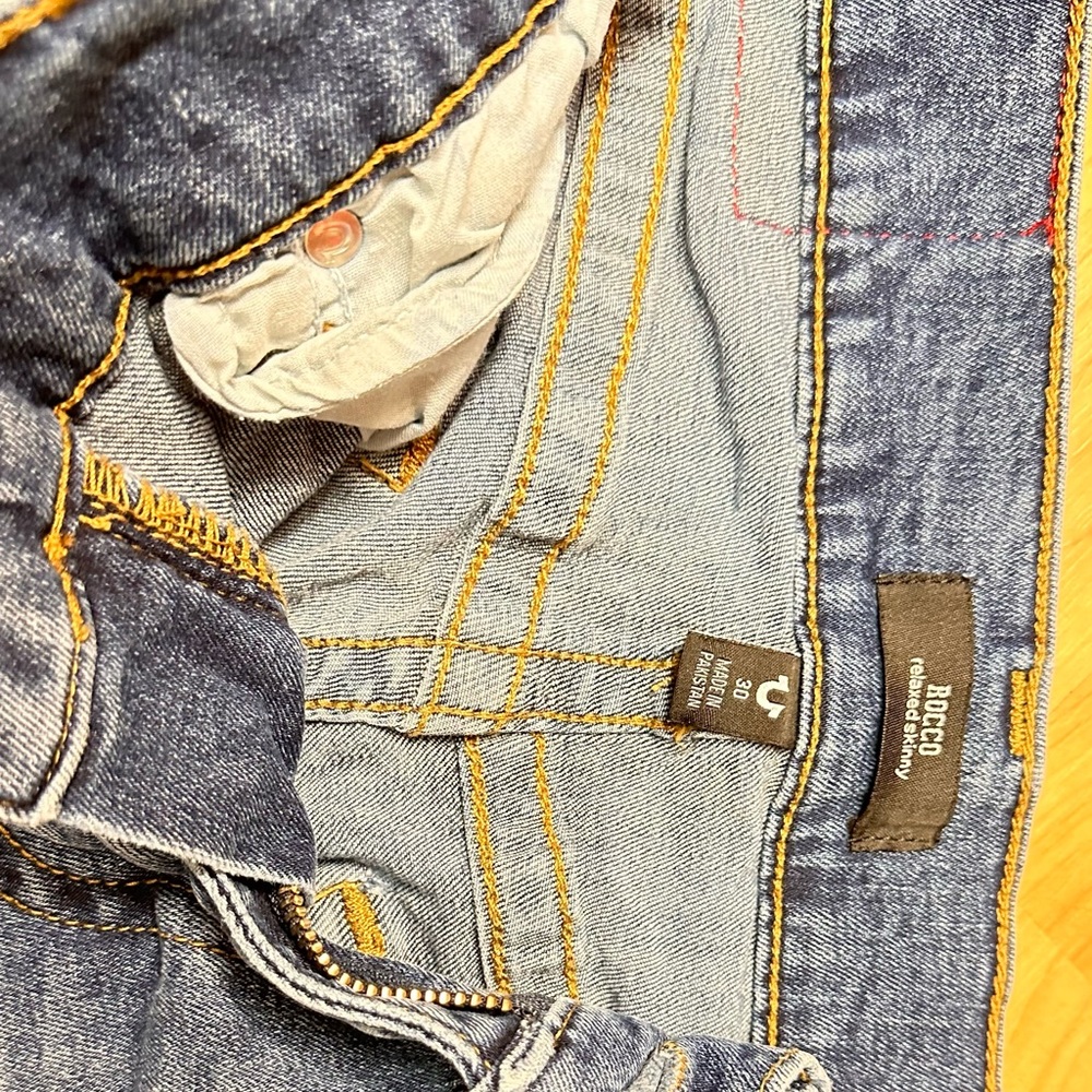 Worn 1 time  then washed